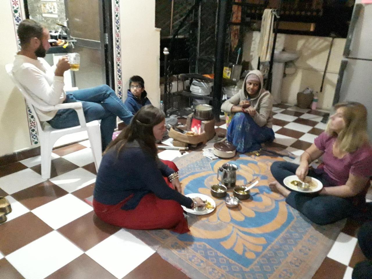 Black Pepper Home Stay ウダイプル エクステリア 写真